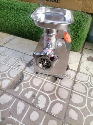 Well Performing M8 Meat Mincer - main view