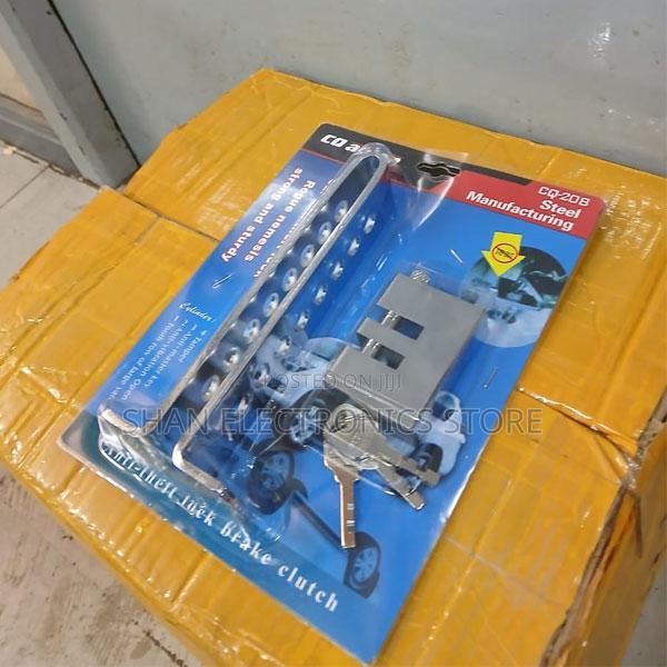 Universal Anti-Theft Throttle Locking Rod Gear Lock