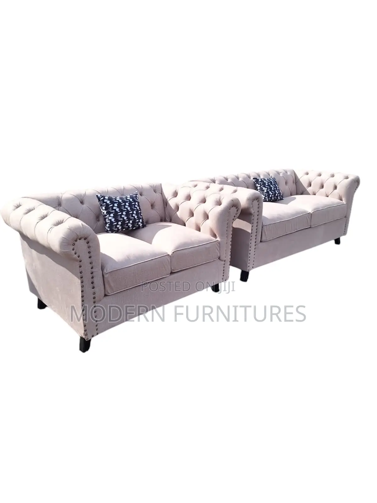 Luxurious 5 Seater Chesterfield Sofa