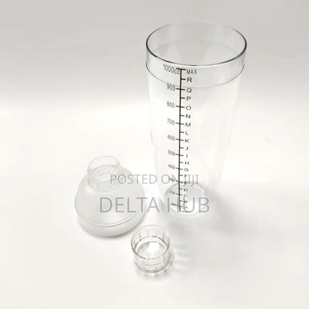 Hand Shake Cup Drink Mixer With Scale Shaker Cup - thumbnail 2