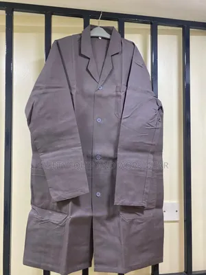 Basic Dust Coat For Entry Level Safety Wear.