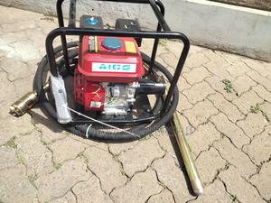 Original Poker/Vibrator Concrete Vibrator Machine - thumbnail 2