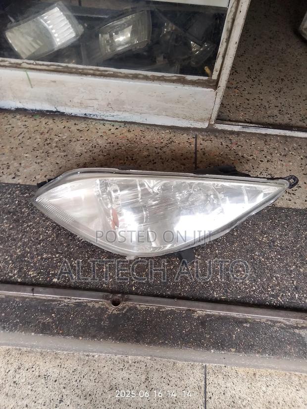 Headlights Mitsubishi Colt