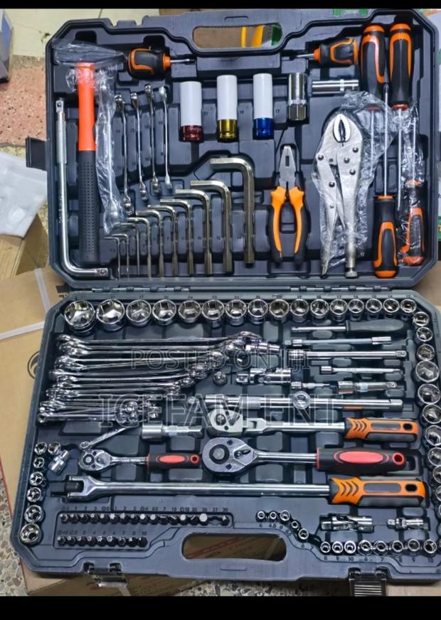 142pcs Mechanical Tool Box