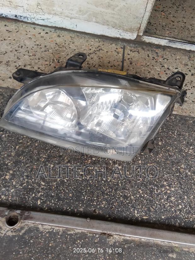 Headlight Caldina Samosa