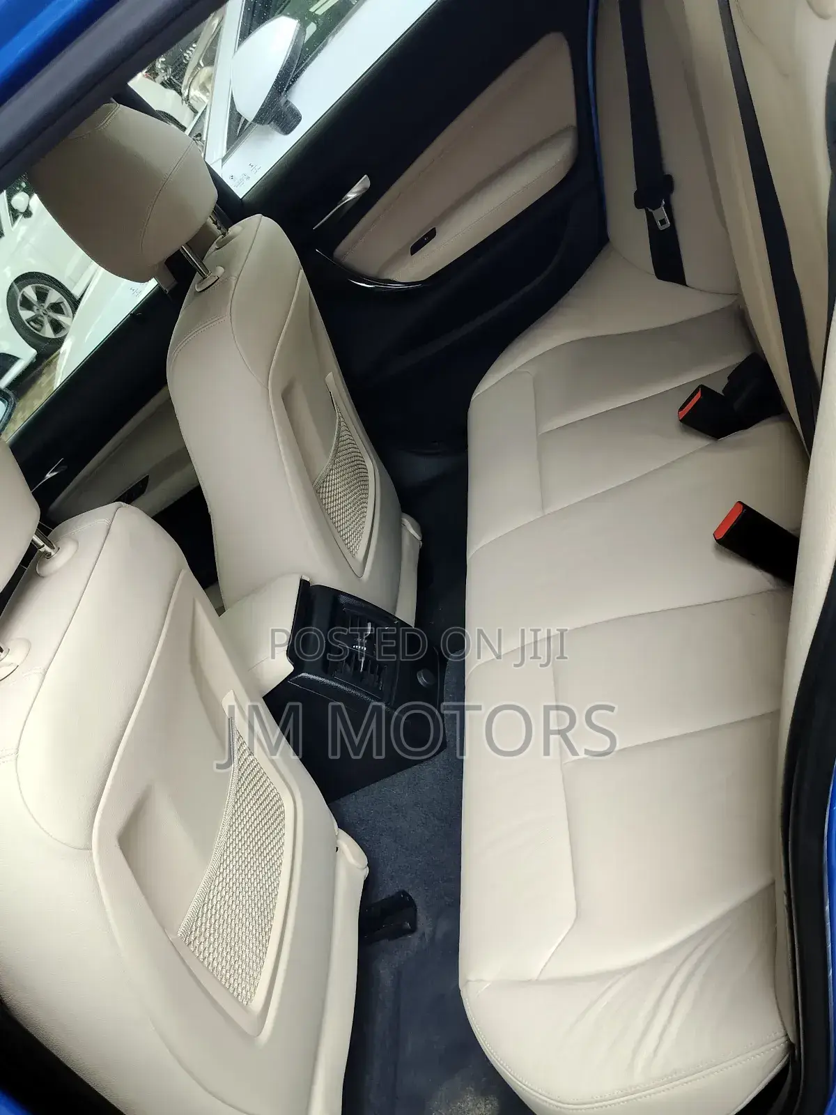 BMW 118i 2018 Blue