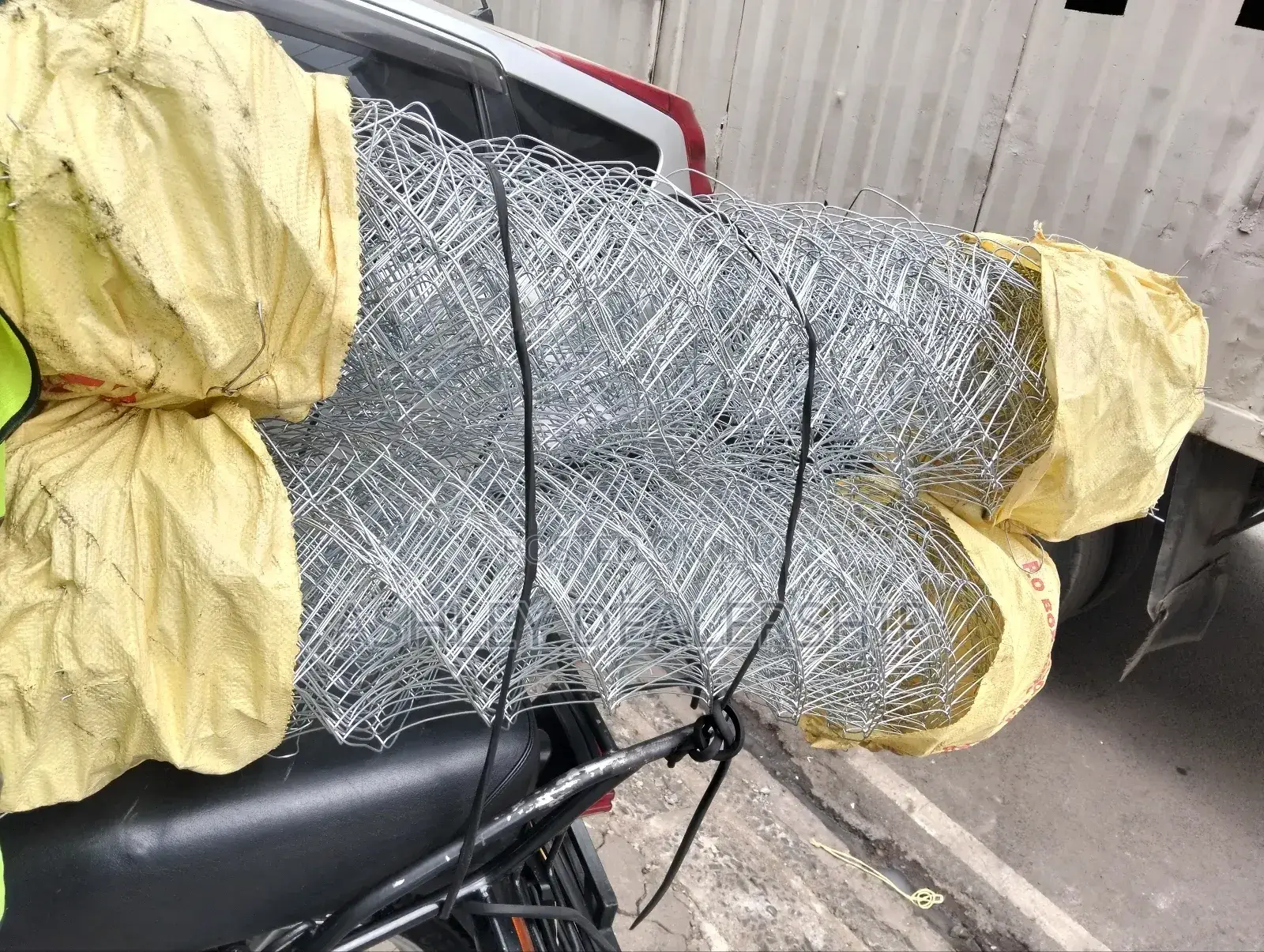4ft Chain Link