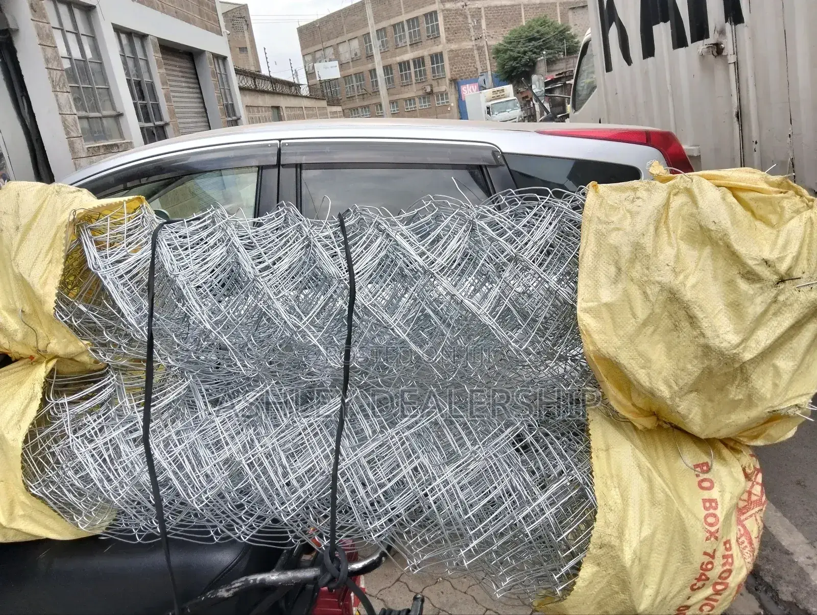 Chain Scape/ Galvanized Chain Link