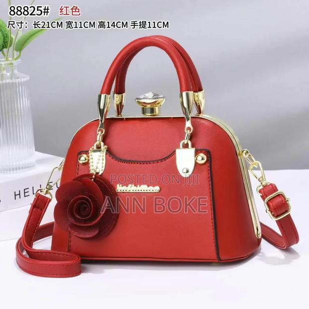 Mini-Bags 
 Available