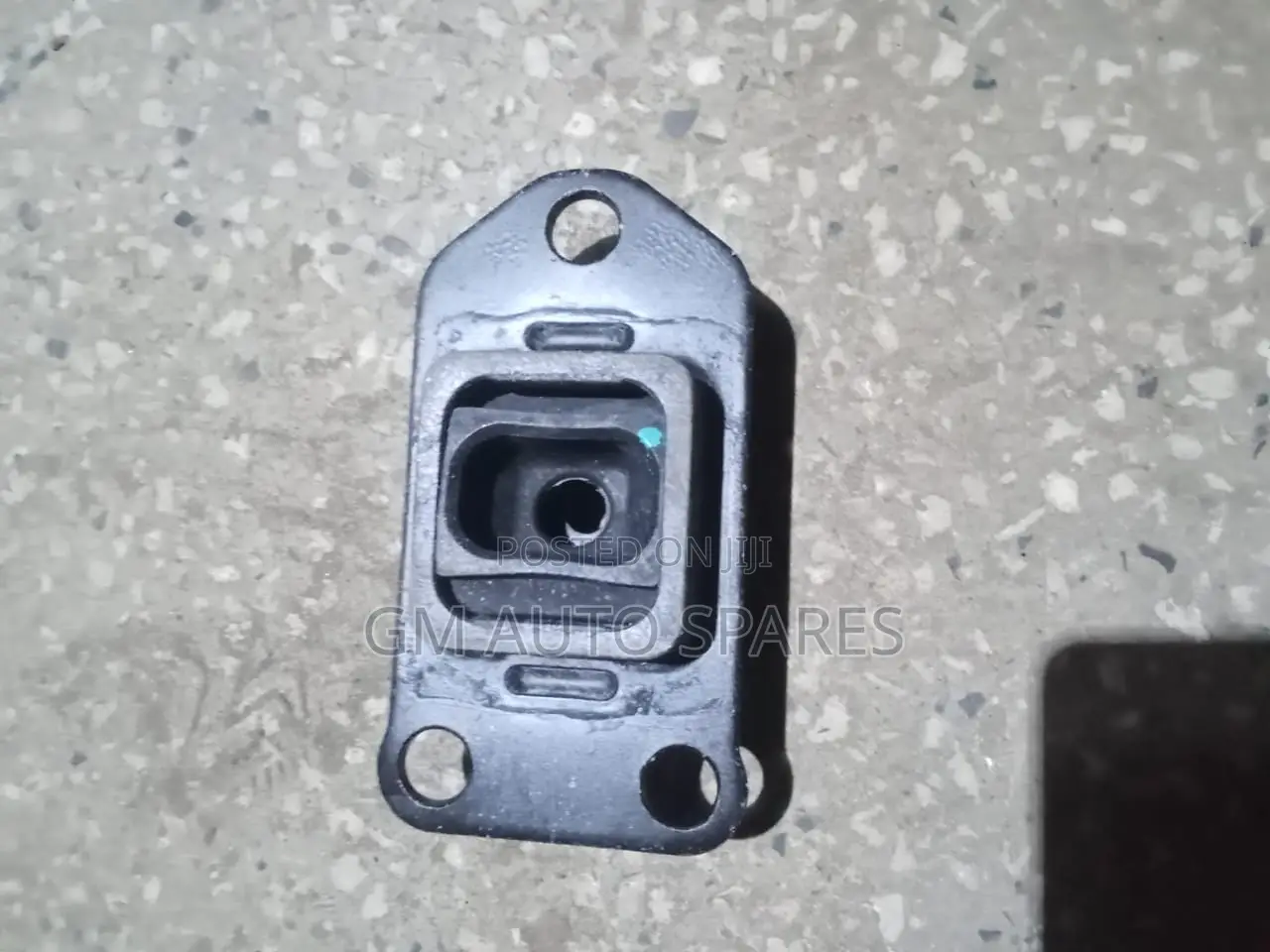 Nissan Dualis Gearbox Mount