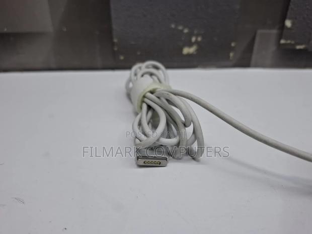 Mac Book Pro Charger - 60w L-tip Power Adapter - thumbnail 3