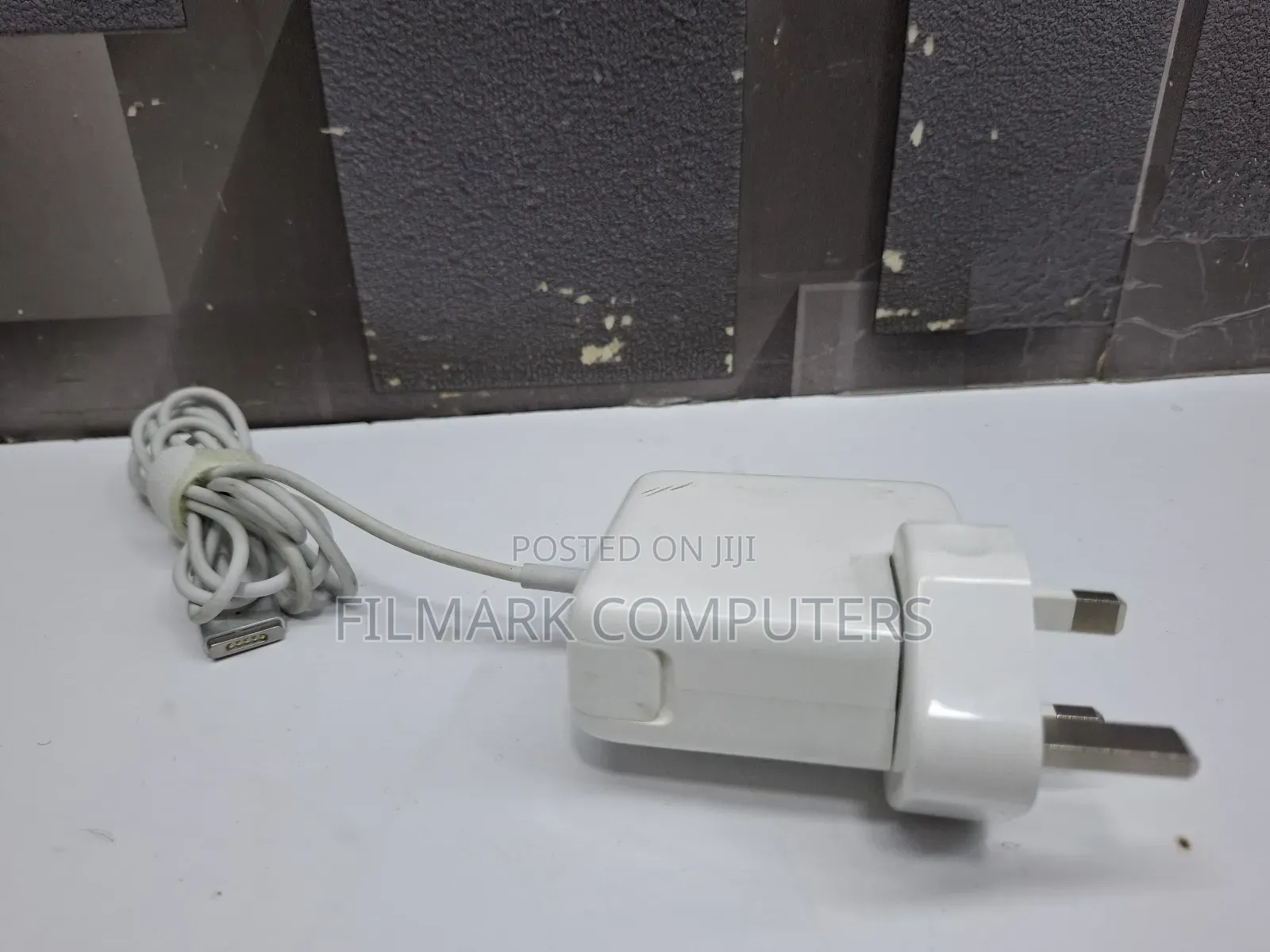 Mac Book Pro Charger - 60w L-tip Power Adapter