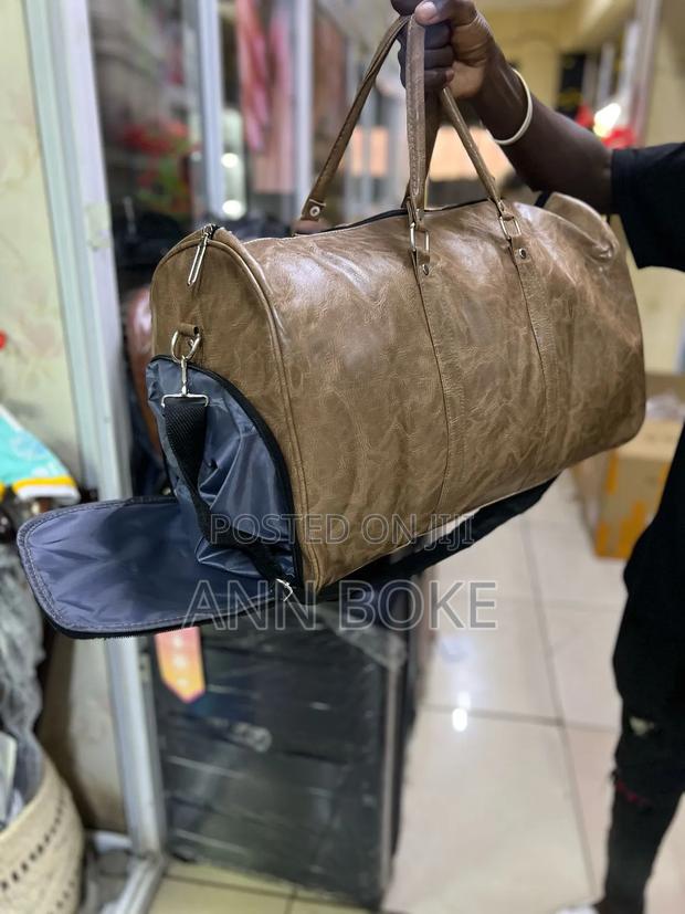 *High Quality Leather Duffel Bag With a Shoe Compartment* - main view