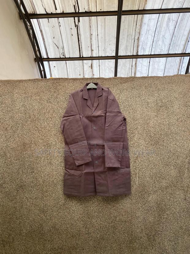 Dust Coats Workplace Essential For Daily Use. - main view