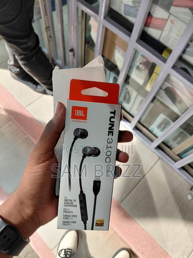 JBL Tune 310c Earphones