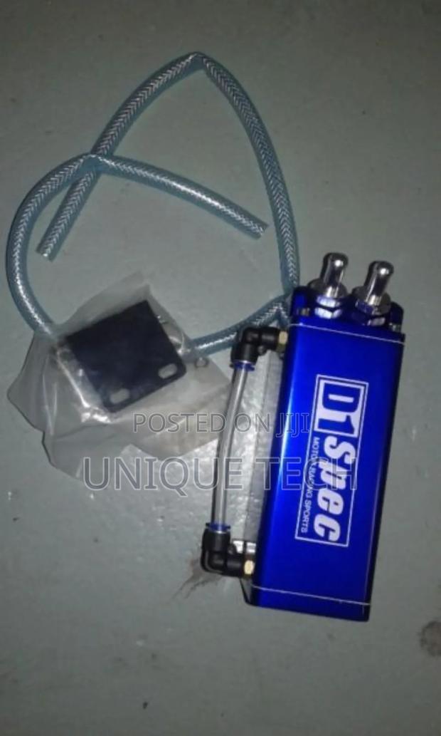 Universal Oil Catch Can /Tank (Reduce Engine Sludge & Smoke)