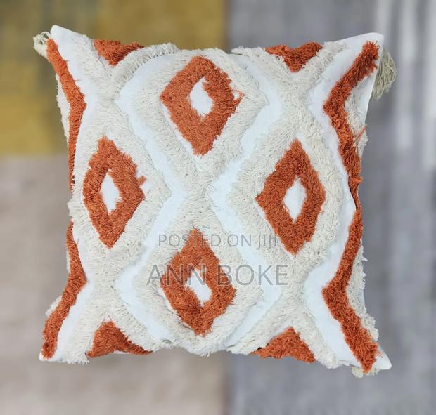 Tufted Handmade Pillow Covers
Size:Square 45x45cm
Material: - thumbnail 3