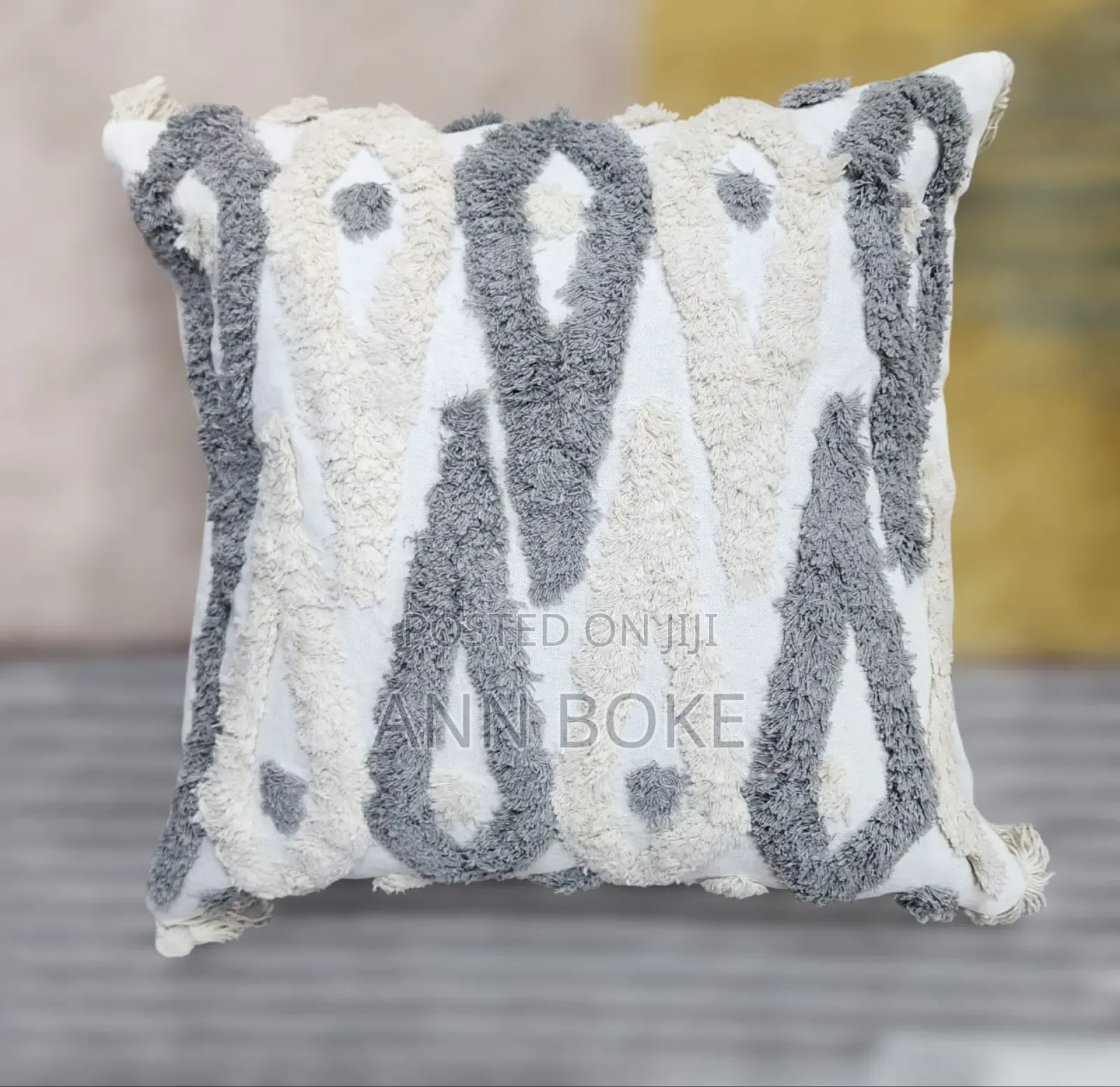 Tufted Handmade Pillow Covers
Size:Square 45x45cm
Material: