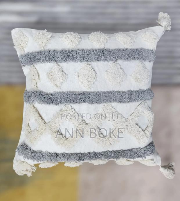 Tufted Handmade Pillow Covers
Size:Square 45x45cm
Material: - thumbnail 7
