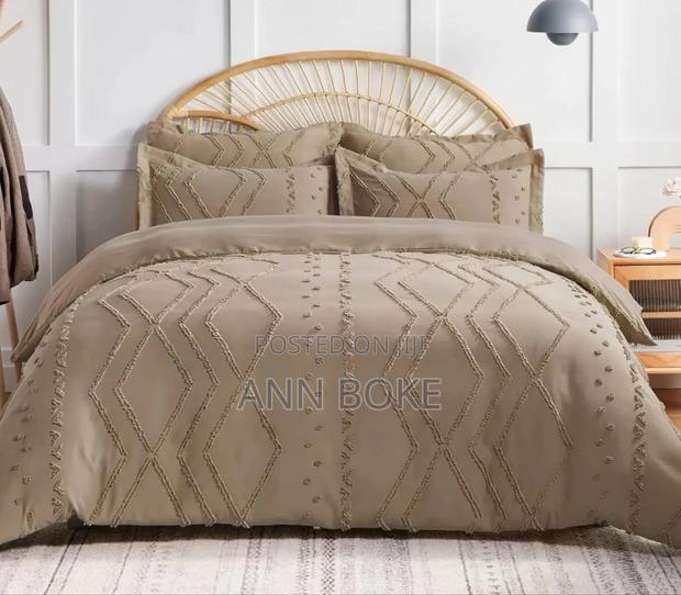 Tufted Duvets 6×7
Bedsheets: 1pc
Pillowcases:4pcs
Duvet:1pc - thumbnail 2