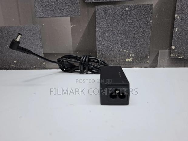 19v 2.1a Ac Power Adapter Compatible For Asus - thumbnail 5