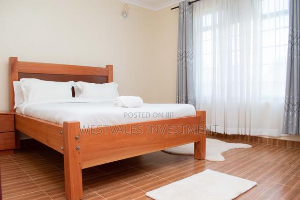 Executive One Bedroom Elgonview - thumbnail 11