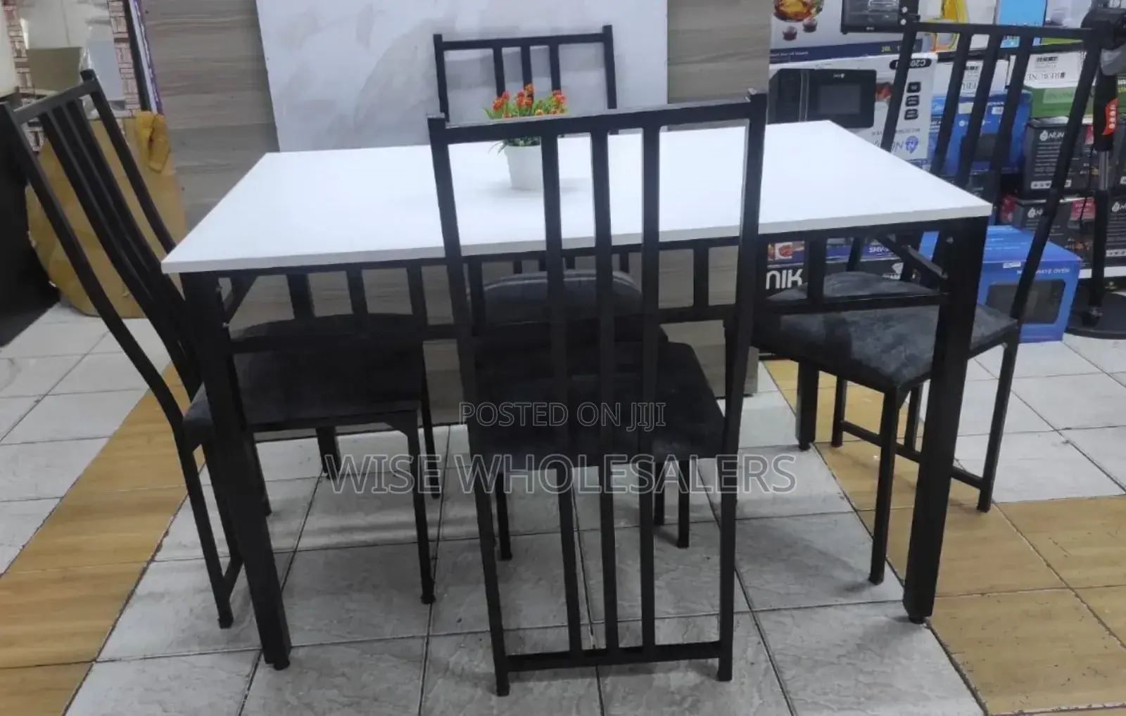 Lex 4-seater Dining Table Set