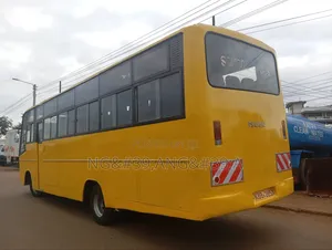 Isuzu FRR 2008 Yellow
