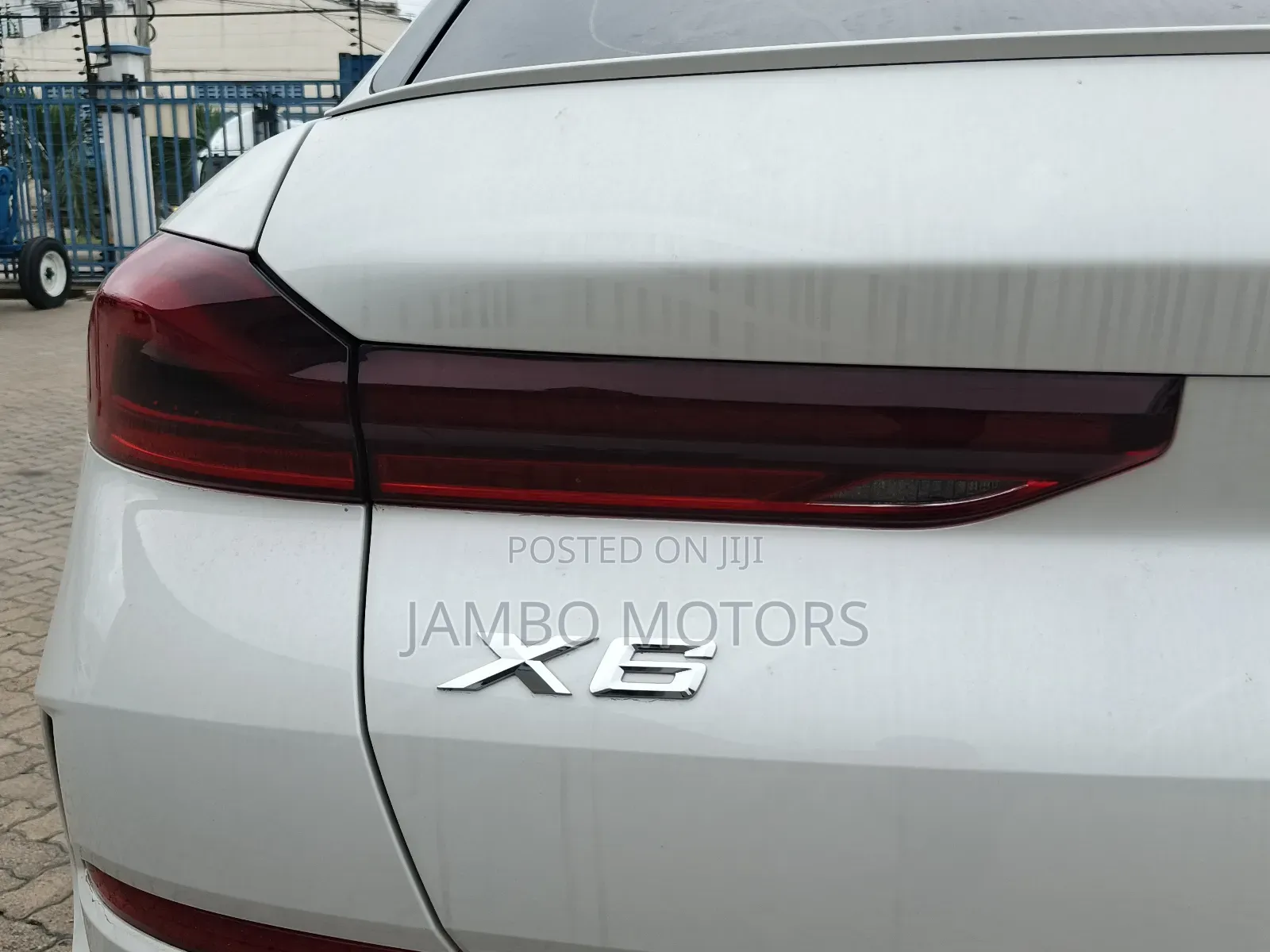 BMW X6 xDrive40i 2021 White