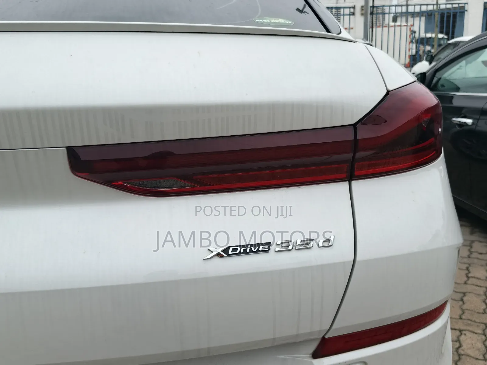 BMW X6 xDrive40i 2021 White