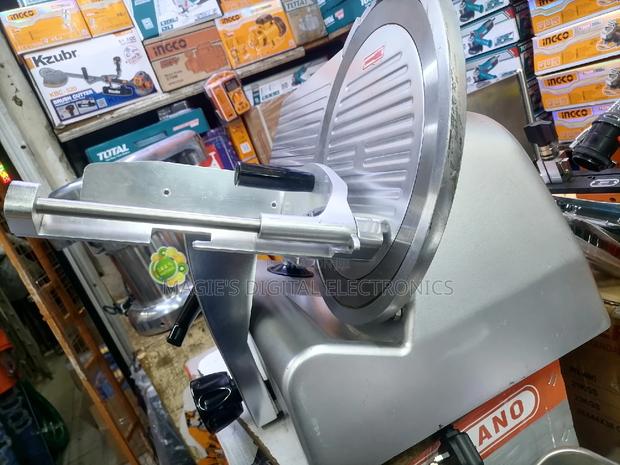 Highly Available 420w Meat Slicer Machine - main view