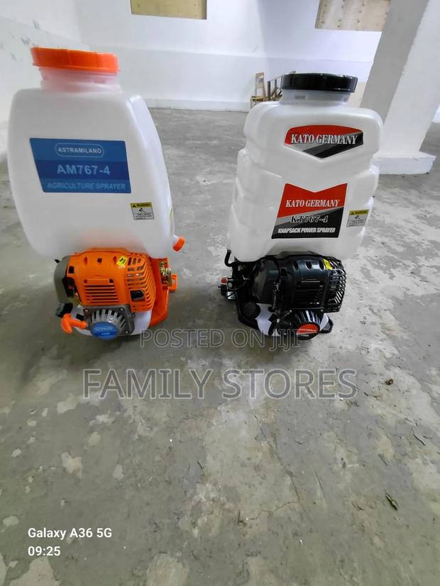 Power Sprayer 25litres Petrol Four Stroke Engine.