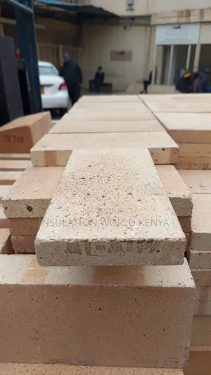 Split Firebricks 230x115x25mm – 40% Alumina