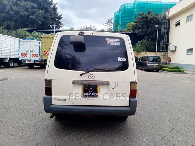 Mazda Bongo 2012 White - thumbnail 12