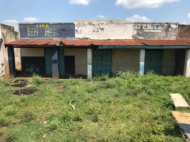 Rental Kiosk and Houses for Sell