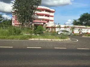 50x100 Plot for Sale- Makutano (Close to Tarmac)