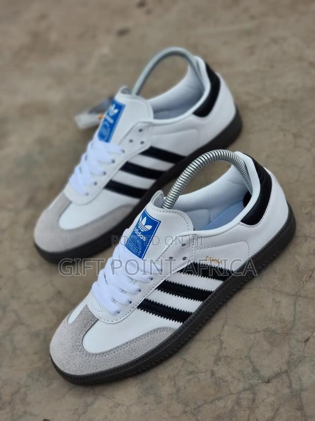 Single Sole Samba Adidas Black White - main view