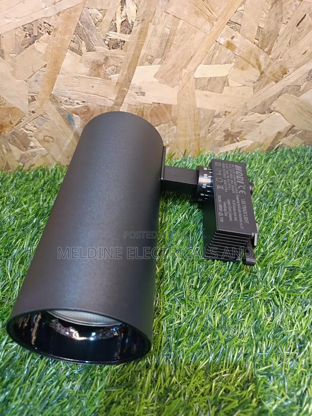 Track Light/Downlighter 30watts - thumbnail 2