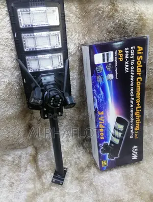 Solar Streetlight With 4g Simcard PTZ CCTV Camera 450w