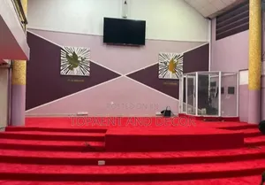8mm of Usa Wall to Wall Carpet Designed at Church Pulpit