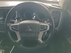Mitsubishi Outlander 2.0 PHEV AWD 2018 Brown
