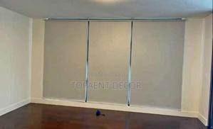 Blackout Single Piece Horizontal Office Blinds - main view