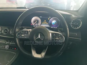 Mercedes-Benz E200 2018 Black