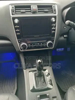Subaru Legacy 2018 White