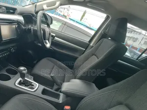 Toyota Hilux 2018 Black