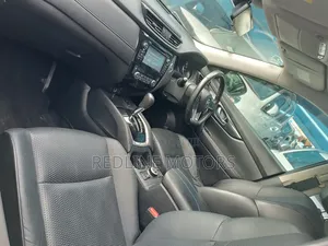 Nissan X-Trail 2018 Green