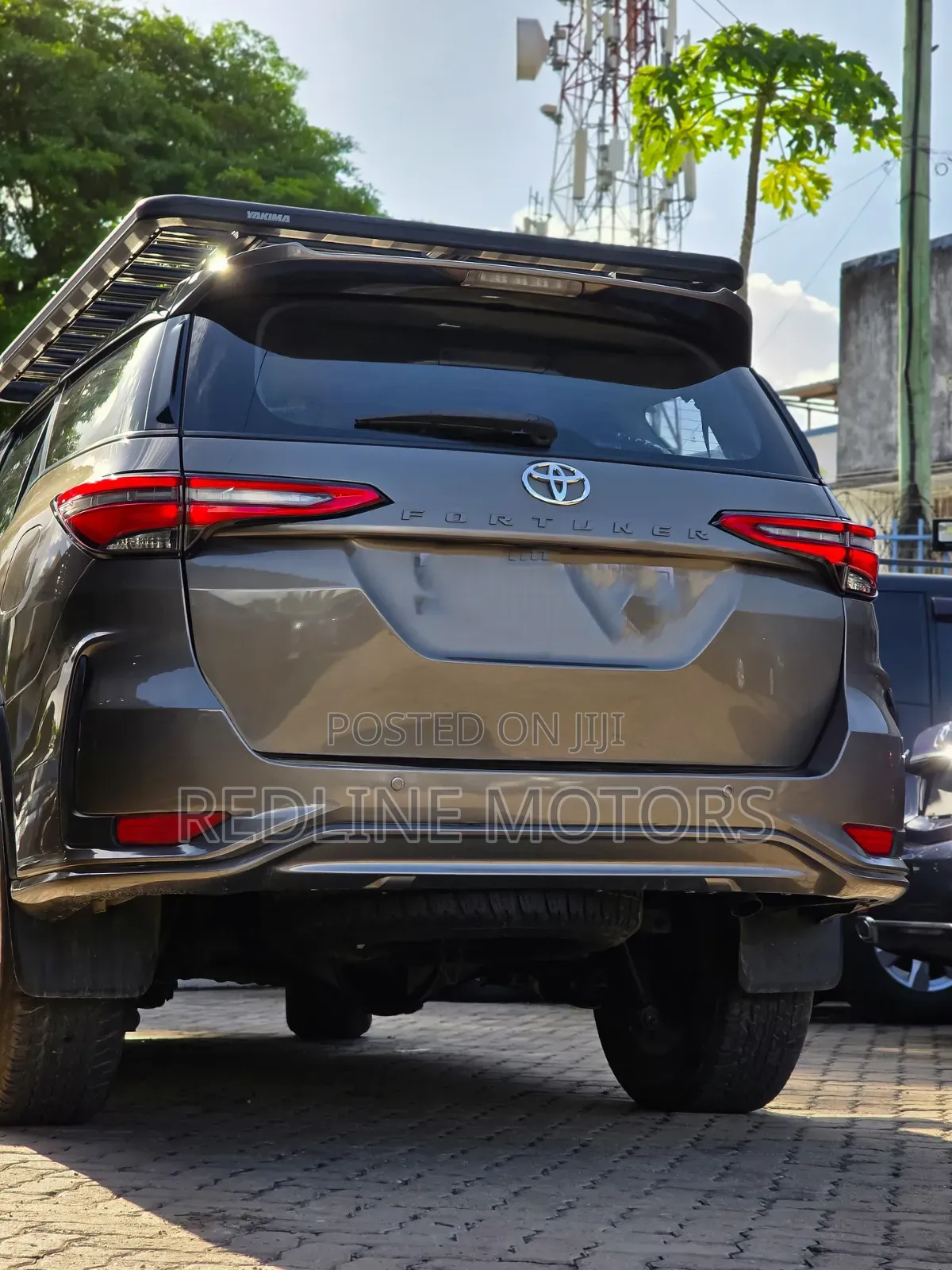 Toyota Fortuner 2018 Brown