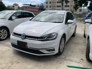 Volkswagen Golf Variant 2018 Pearl