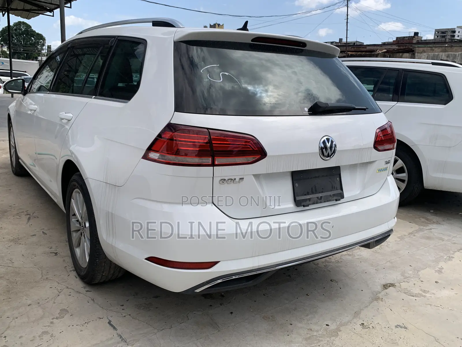 Volkswagen Golf Variant 2018 Pearl