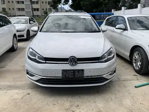 Volkswagen Golf Variant 2018 Pearl